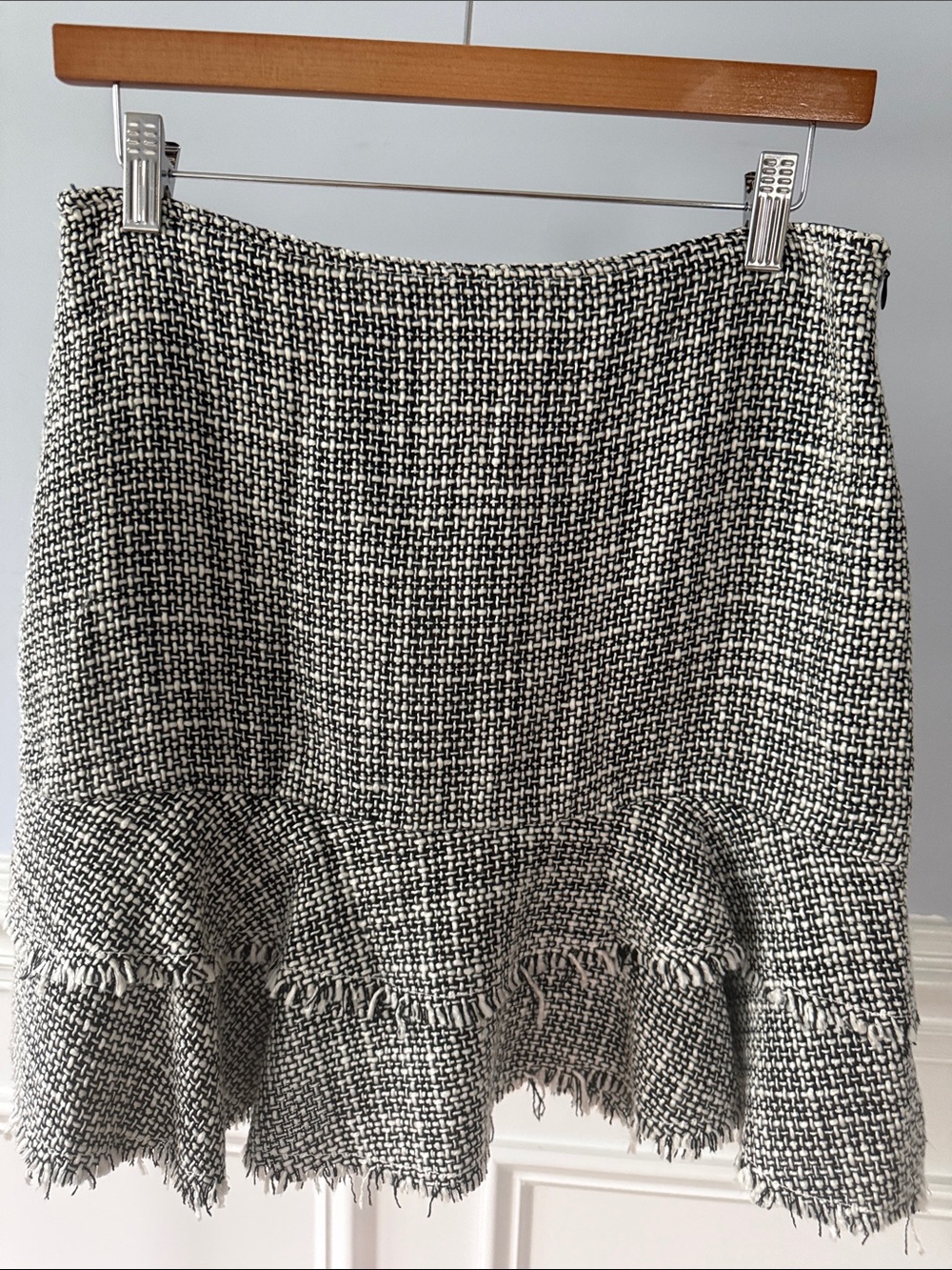 Cache Gray Tweed Skirt Mini Boucle Knit Frayed Ruffle Skirt Sz 6 NWT NEW - Picture 5 of 5